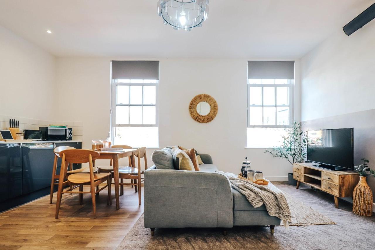 Principality View Apartment Two, By Solace Stays كارديف المظهر الخارجي الصورة
