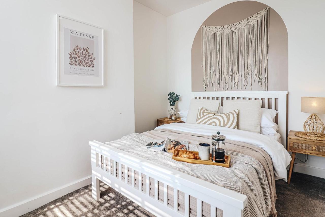 Principality View Apartment Two, By Solace Stays كارديف المظهر الخارجي الصورة