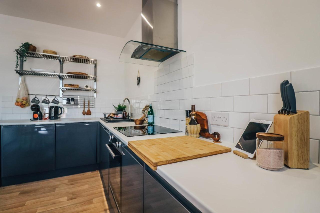 Principality View Apartment Two, By Solace Stays كارديف المظهر الخارجي الصورة